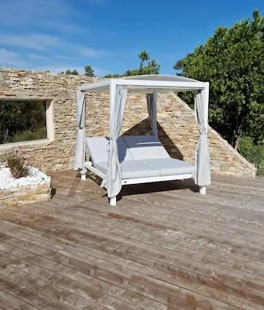 Magnifique Villa Au Coeur De La Garrigue Nîmes